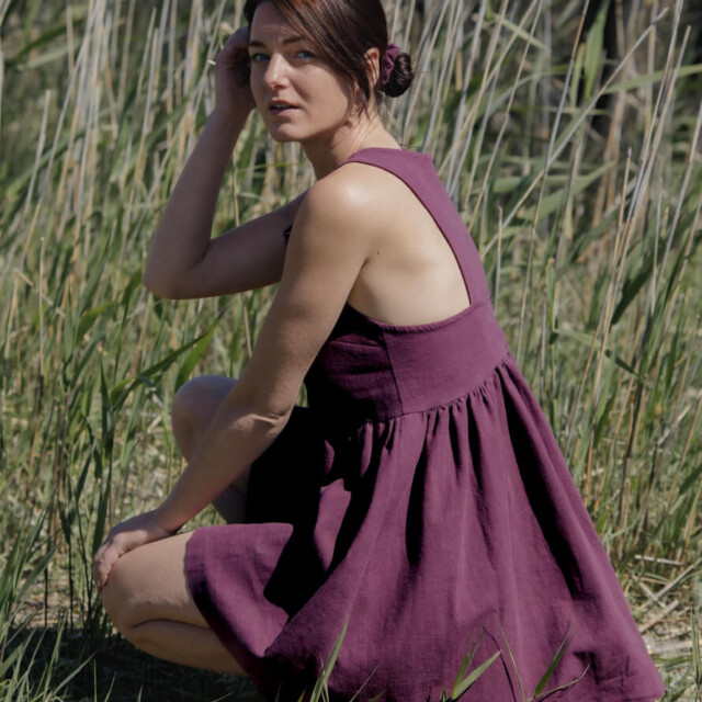 April et C - Robe Sand