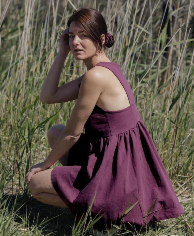 April et C - Robe Sand