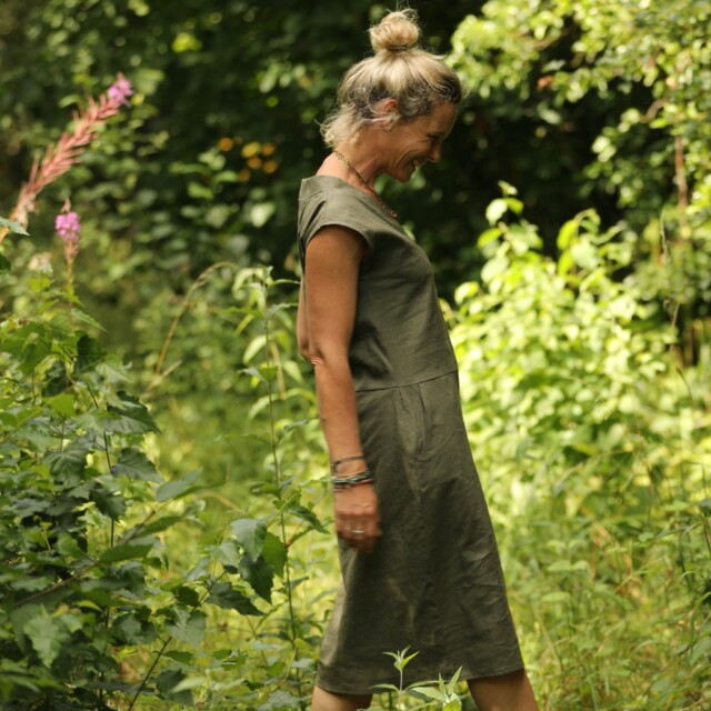 Quintessence - Robe Ivy - lin kaki