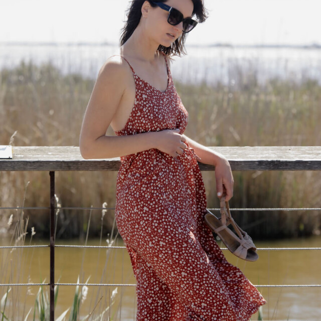 April et C - Robe Plume