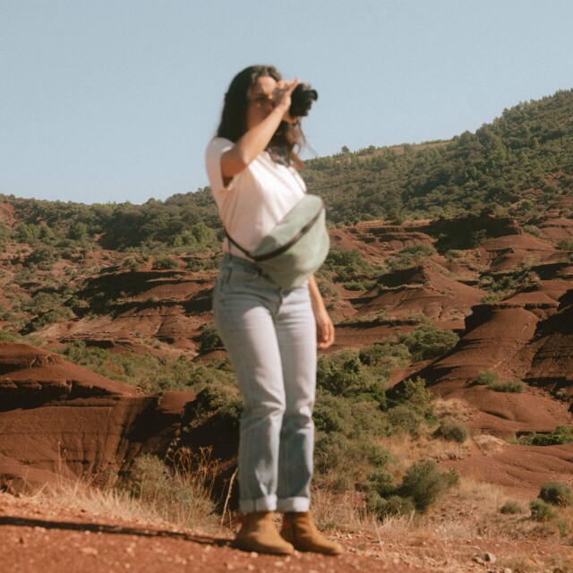 Bleu De Chauffe - Sac banane Bea XL / Cuir Velours - Vert jade
