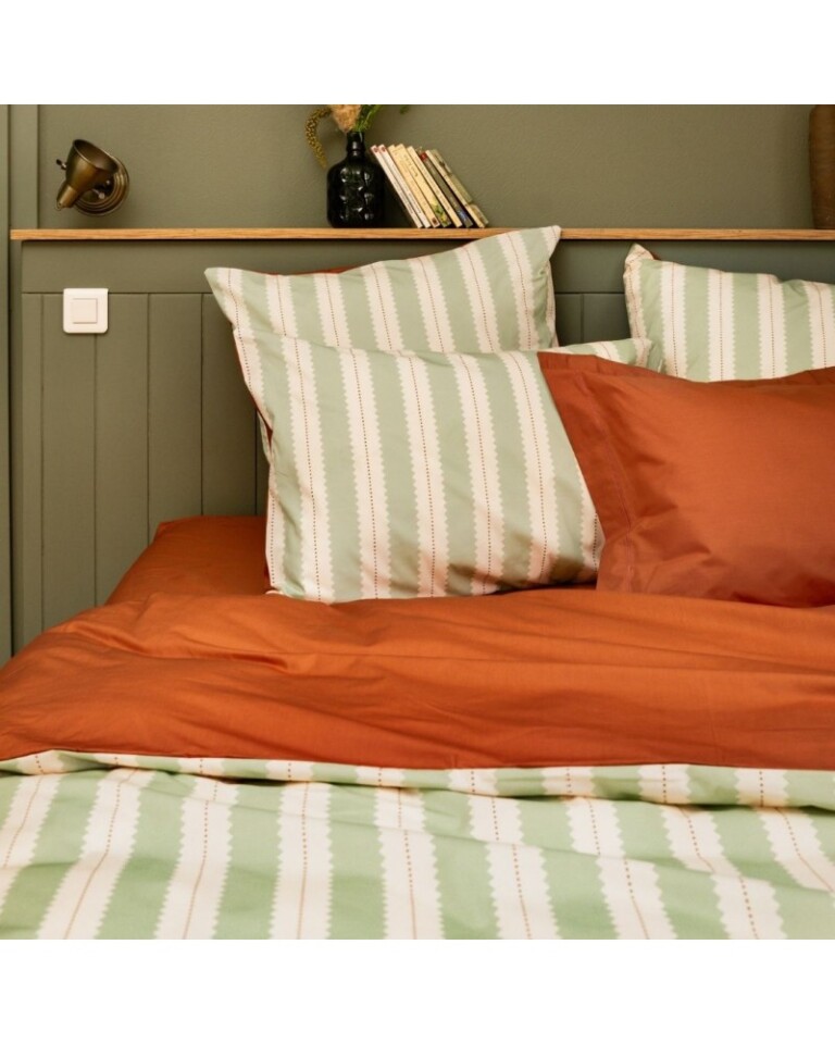 Blanc de Gerardmer - Taie d'oreiller en Percale imprimée  Ruban Pistache Caramel 65x65cm