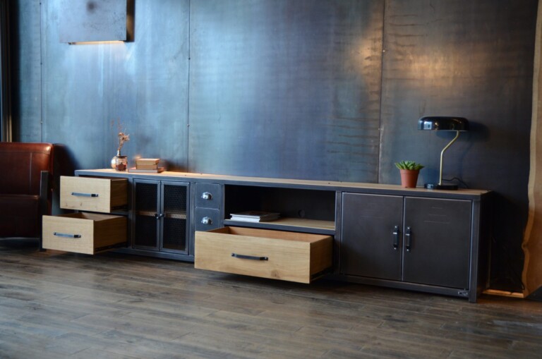 Micheli Design - Grand meuble TV 300 cm industriel PHÉBUS