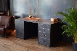 Bureau de direction industriel chêne et acier DÉLOS par la marque Micheli Design Micheli Design - Bureau de direction industriel chêne et acier DÉLOS