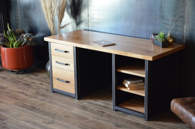 Micheli Design - Bureau industriel en chêne et acier sur mesure HEPSÉRIS
