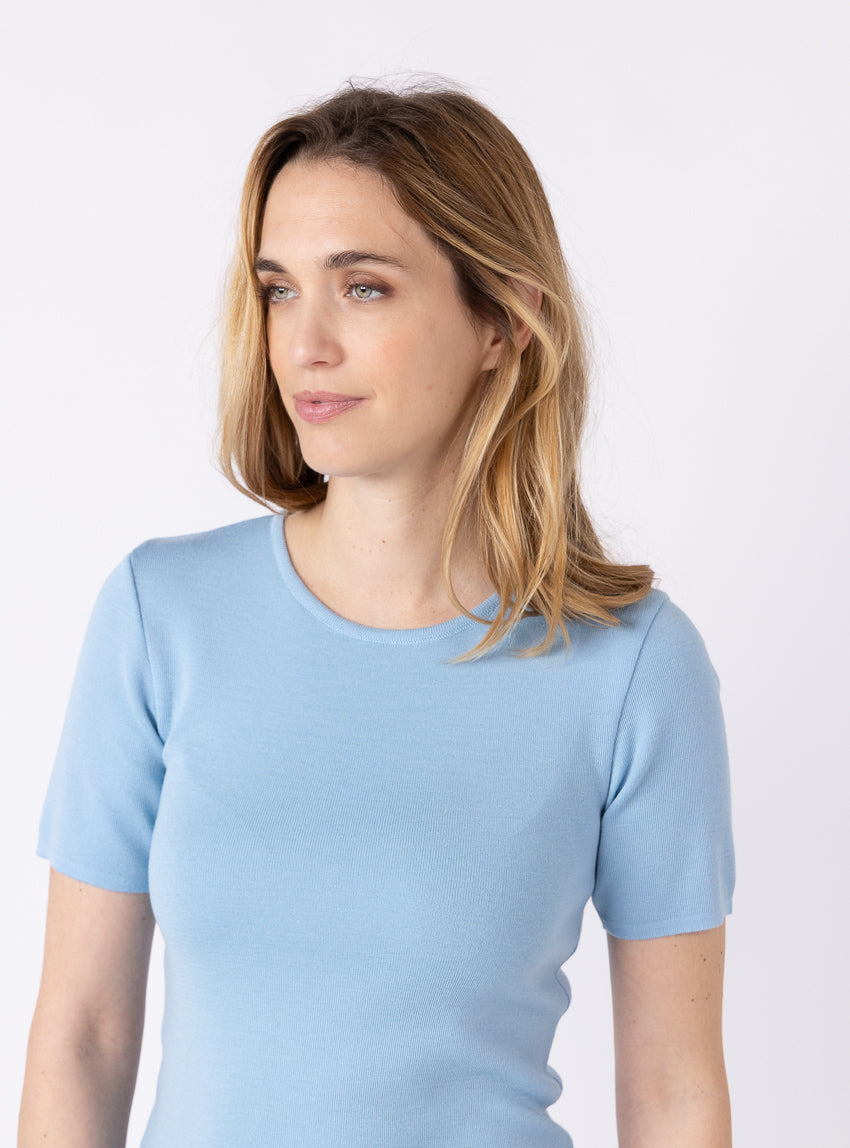 149 bleu glacier tee shirt 4 Maison-solfin - Tee-shirt thermique femme en laine merinos bleu glacier – 5