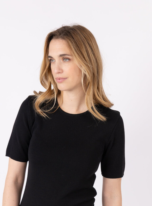 Maison-solfin - Tee-shirt thermique femme en laine merinos noir – 5