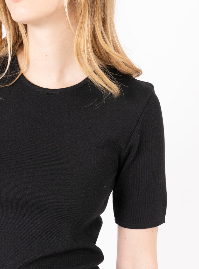 Maison-solfin - Tee-shirt thermique femme en laine merinos noir – 5