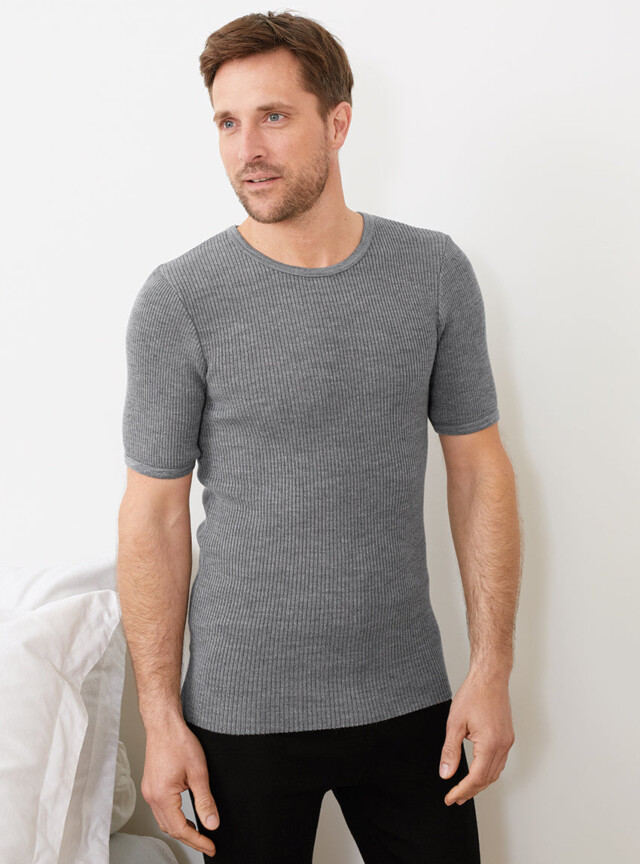 Tee-shirt thermique homme en laine gris léger par la marque MAISON SOLFIN MAISON SOLFIN - Tee-shirt thermique homme en laine gris léger