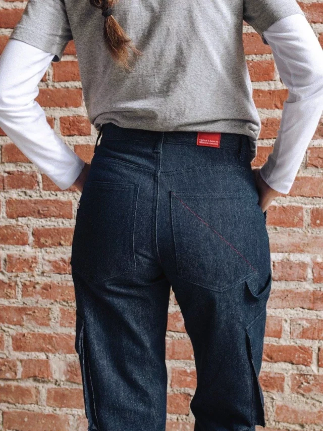 1083 - CARGO DROIT 211N coton bio superdenim bleu Femme