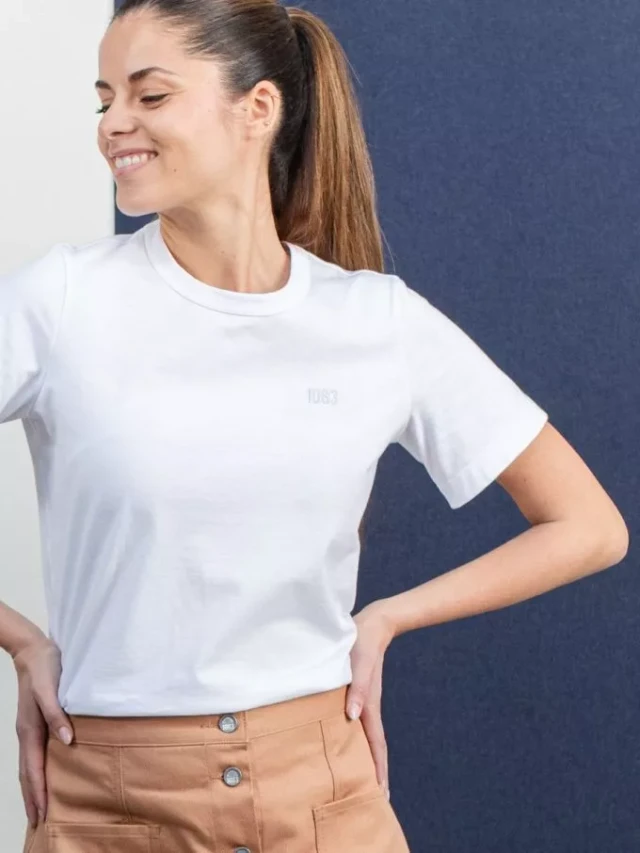 T-shirt droit brode 404 par la marque 1083 1083 - T-shirt droit brode 404