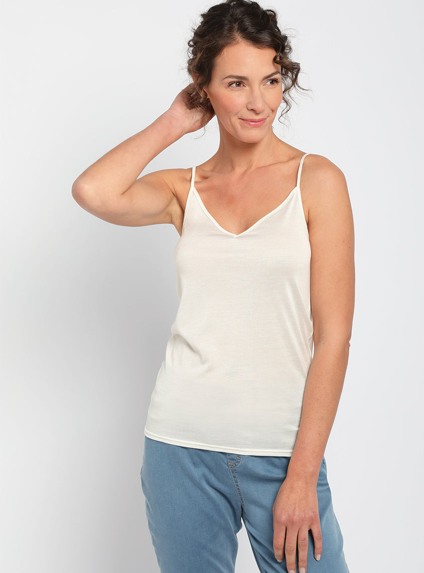 452 IVO 1 debardeur femme fine bretelle soie blanc ivoire Maison-solfin - Débardeur femme en soie bretelles fines blanc ivoire – 5