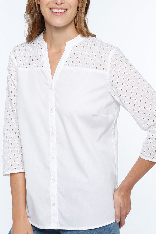 47539 Maison Solfin - Chemisier encolure tunisienne et breoderie anglaise blanc – 50
