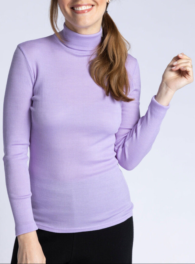 Pull femme col roulé laine et soie Violet Lilas par la marque MAISON SOLFIN MAISON SOLFIN - Pull femme col roulé laine et soie Violet Lilas