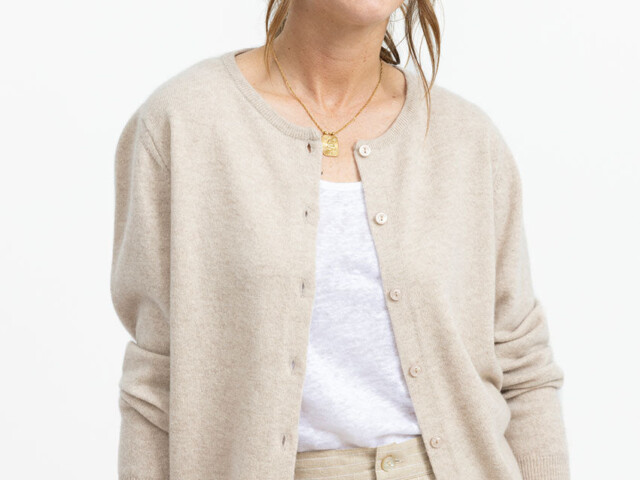 5747 beige clair 2 Maison Solfin - Cardigan femme en cachemire beige – 50