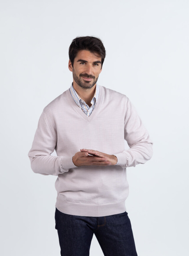 Maison Solfin - Pull homme col V 100% mérinos beige naturel – 6