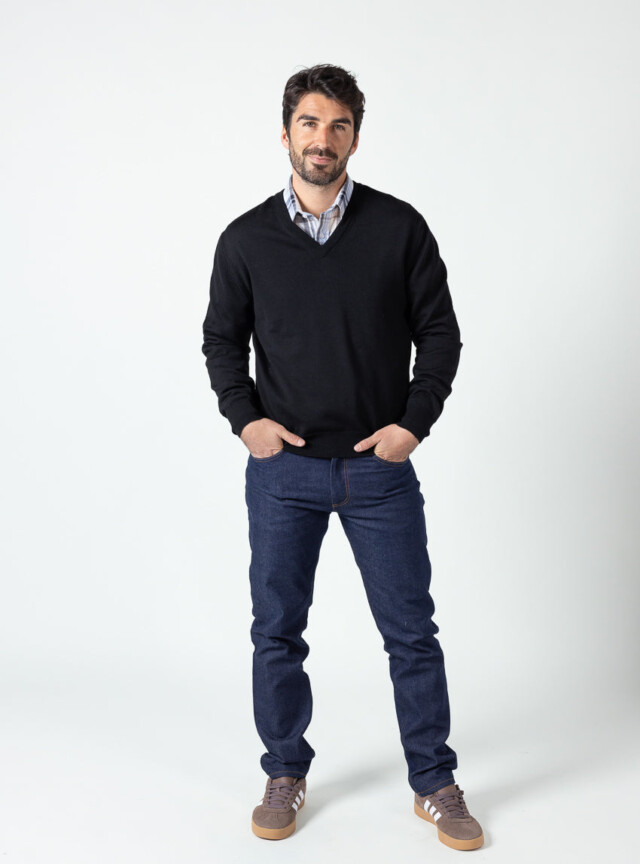 Maison-solfin - Pull homme col v 100% laine mérinos Noir – 6