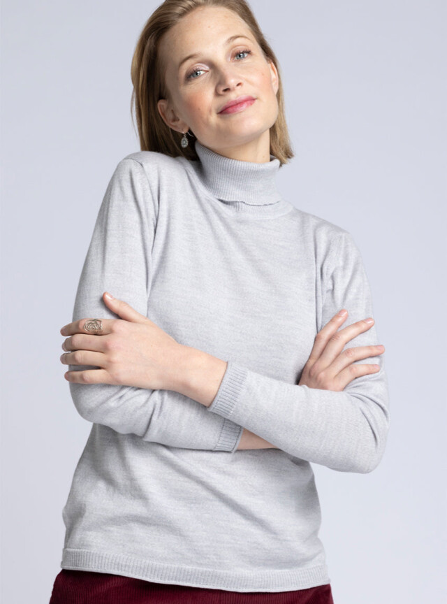 Pull femme col roulé en laine mérinos gris givré par la marque MAISON SOLFIN MAISON SOLFIN - Pull femme col roulé en laine mérinos gris givré