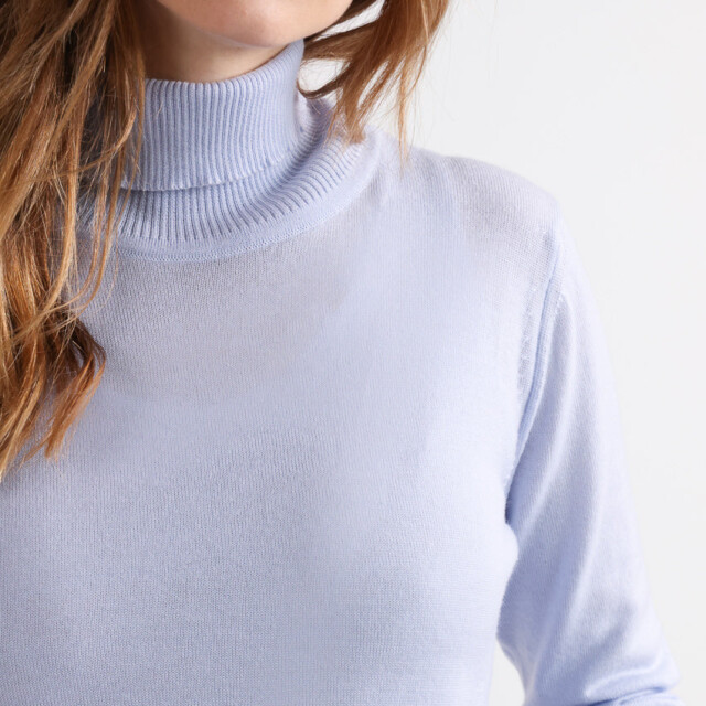 Maison Solfin - Pull femme col roulé en laine mérinos bleu ciel léger – 50