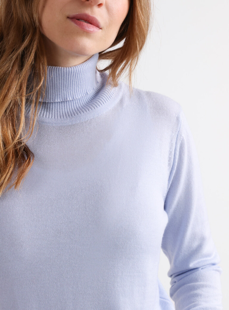 Maison Solfin - Pull femme col roulé en laine mérinos bleu ciel léger – 50