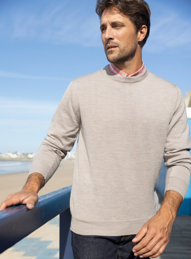 Maison-solfin - Pull homme col rond laine merinos Beige Sable – 5