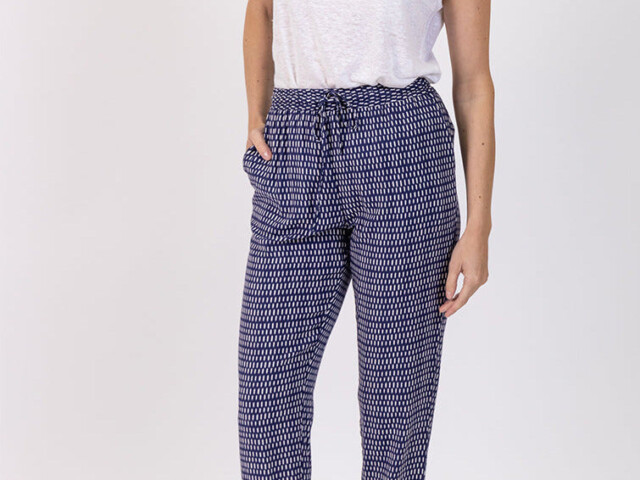 6463 GHB 2 pantalon imprime femme viscose graphique bleu Maison-solfin - Pantalon femme en viscose imprimé graphique bleu – 44