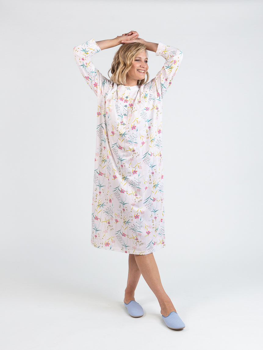 6696 floral rose poudre 1 Maison Solfin - Chemise de nuit femme en coton floral rose poudre – 5