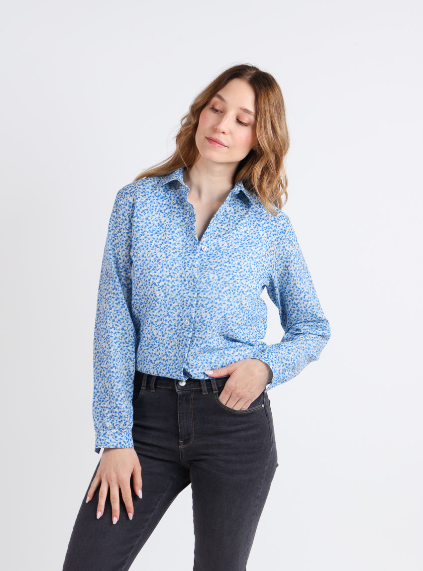 6784 pois bleus 1 Maison Solfin - Chemisier femme manches longues en laine bleu – 46