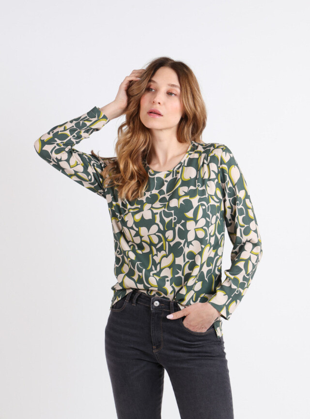 Blouse femme imprimé 100% viscose imprimé vert par la marque MAISON SOLFIN MAISON SOLFIN - Blouse femme imprimé 100% viscose imprimé vert