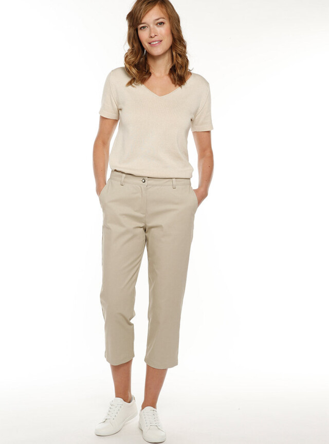 Pantacourt chino femme en coton beige par la marque MAISON SOLFIN MAISON SOLFIN - Pantacourt chino femme en coton beige