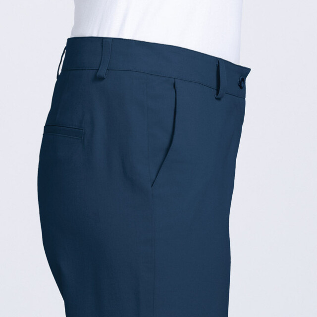 Maison Solfin - Pantacourt chino femme en coton bleu marine – 52