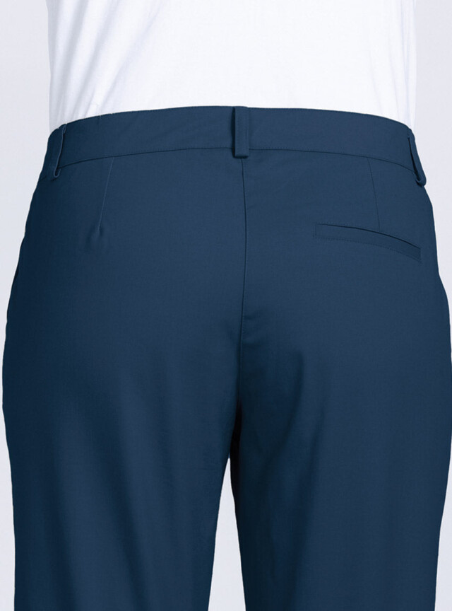 Maison Solfin - Pantacourt chino femme en coton bleu marine – 52