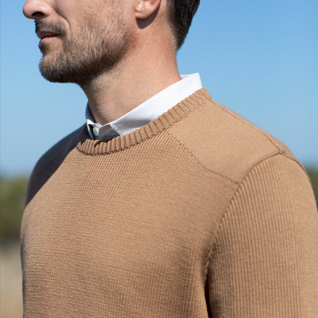 Maison Solfin - Pull homme col rond en laine beige cuivre – 6
