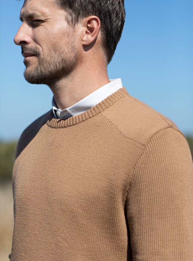 Maison Solfin - Pull homme col rond en laine beige cuivre – 6
