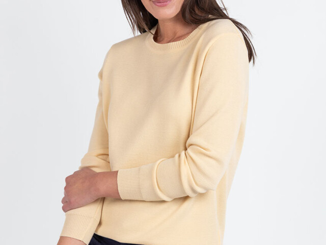 7451 JLG 9 pull femme laine merinos jaune leger Maison Solfin - Pull femme en laine mérinos col rond jaune léger – 50