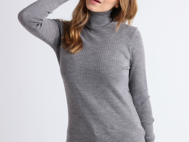 7456 gris leger pull 1 Maison-solfin - Pull chaussette femme col roule en laine mérinos Gris Léger – 5