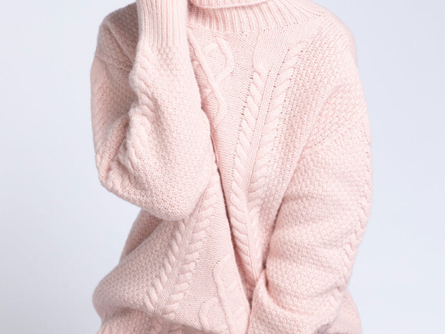 7514 RDE 1 pull col roule femme laine rose poudre Maison-solfin - Pull col roule femme en laine recyclée rose poudre – 4