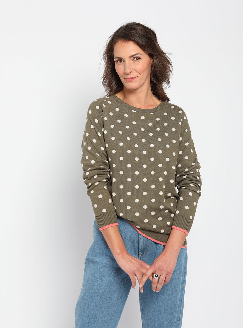 7519 vert kaki 1 Maison Solfin - Pull femme à pois en coton vert kaki – 50