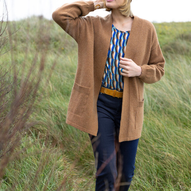 Maison Solfin - Gilet femme long en laine recyclée beige – 2