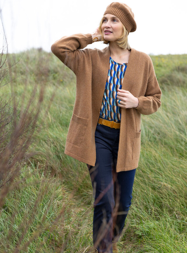 Maison Solfin - Gilet femme long en laine recyclée beige – 2