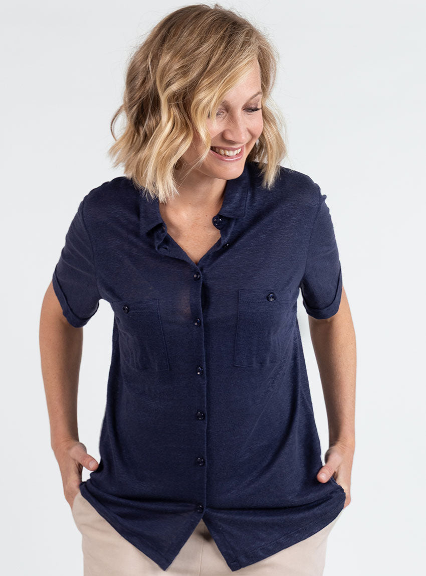 7540 MAR 8 chemisier femme laine bleu marine Maison Solfin - Chemisier maille en lin bleu marine – 50