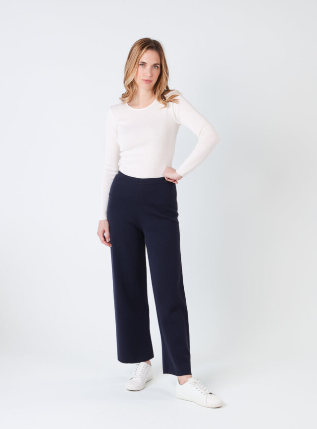 Pantalon femme en laine merinos bleu marine par la marque MAISON SOLFIN MAISON SOLFIN - Pantalon femme en laine merinos bleu marine