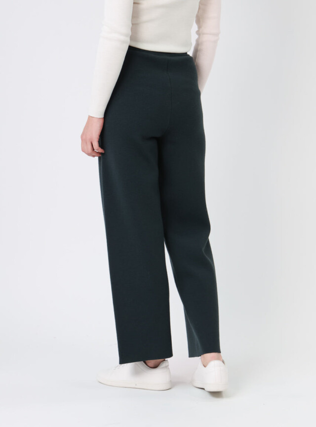 Maison Solfin - Pantalon femme en laine mérinos vert – 5