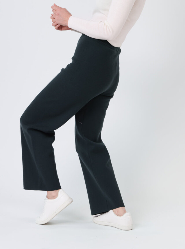 Maison Solfin - Pantalon femme en laine mérinos vert – 5