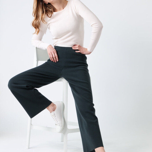 Maison Solfin - Pantalon femme en laine mérinos vert – 5