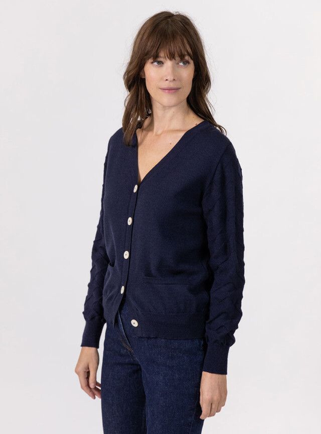 Maison Solfin - Gilet femme col V en laine merinos bleu marine – 48