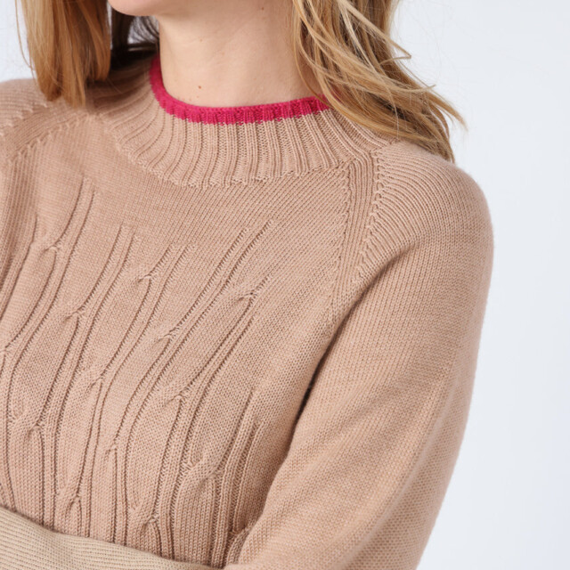 Maison Solfin - Pull femme en laine mérinos beige chaud – 4