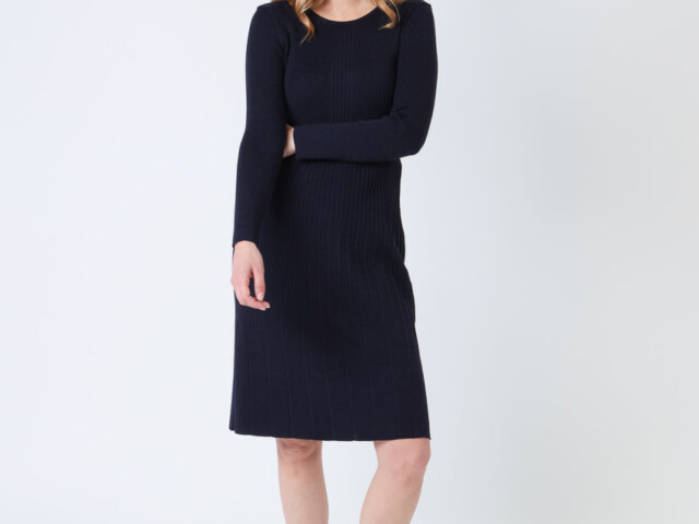 7620 bleu marine robe 1 Maison Solfin - Robe femme plissée en laine bleu marine – 50