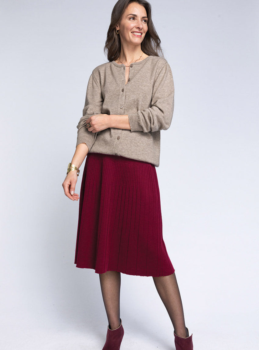 7621 RBX 1 jupe plissee laine rouge Maison Solfin - Jupe plissée midi en laine rouge bordeaux – 4
