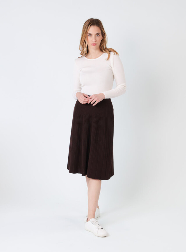 Maison Solfin - Jupe plissée midi en laine marron chocolat – 4